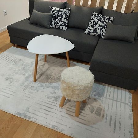 Apartman Enem Мостар Екстериор снимка