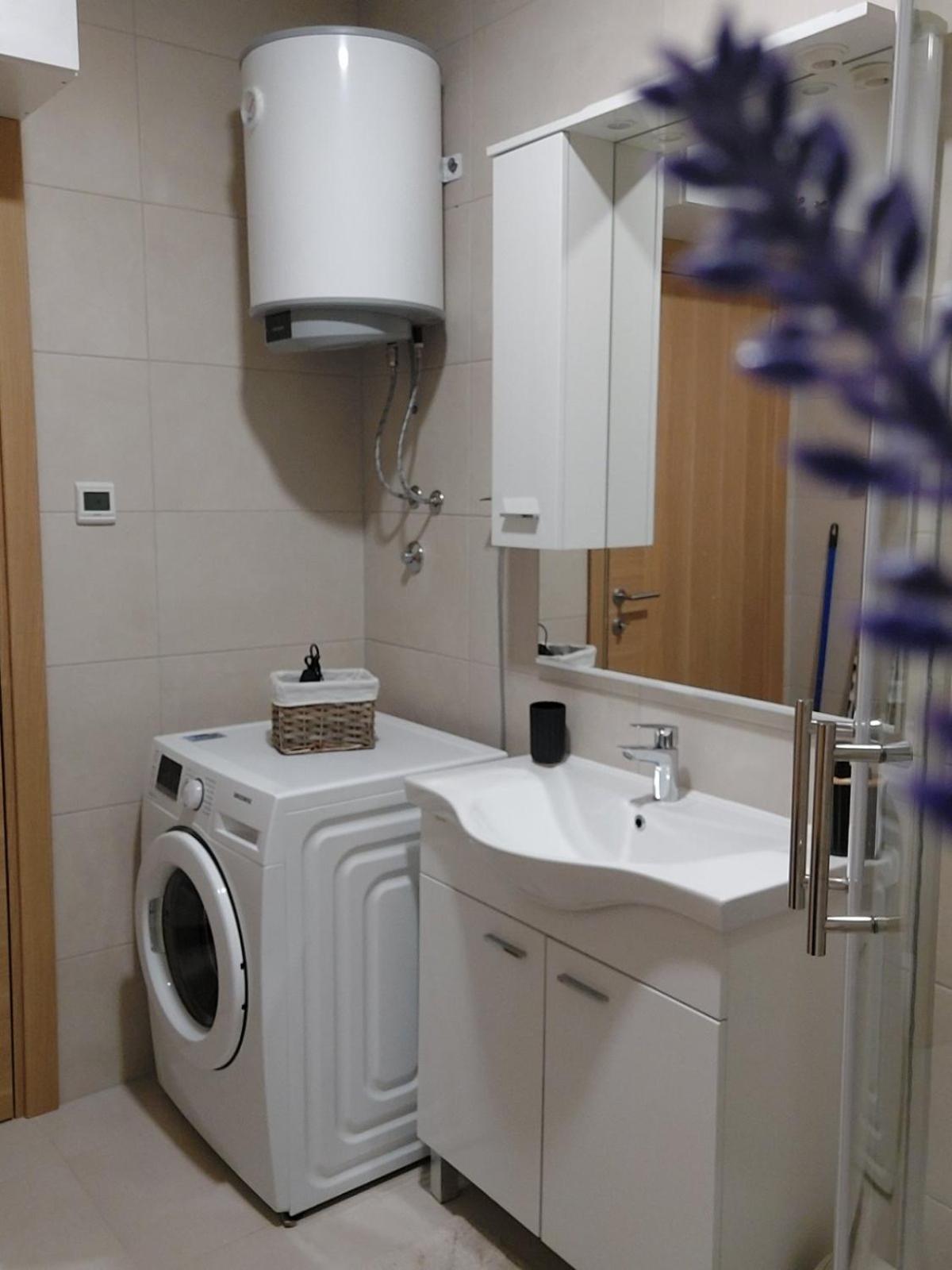 Apartman Enem Мостар Екстериор снимка