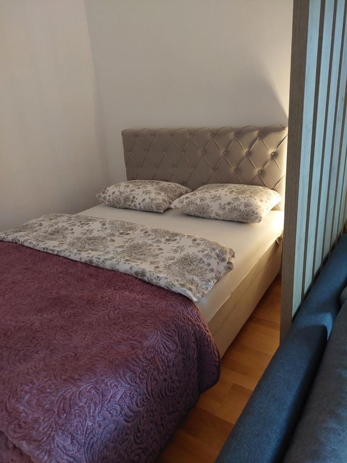 Apartman Enem Мостар Екстериор снимка